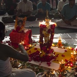 Br. Ramanand performing arati